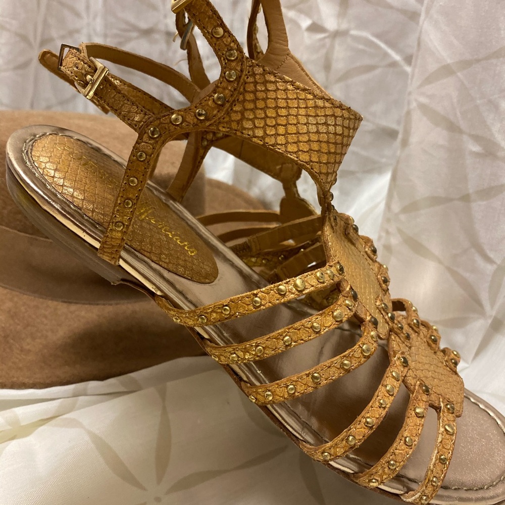 GUESS BY MARCIANO Gold leather Sandals